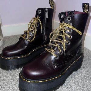 Jadon Platform Dr. Martens